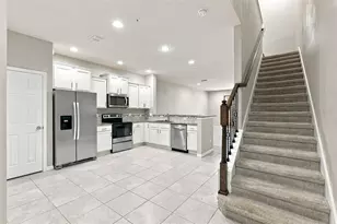 1236 Pavia Dr, Apopka, FL 32703 - Photo 3
