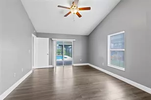 1025 Derbyshire Dr, Kissimmee, FL 34758 - Photo 17