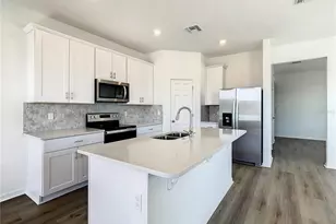 4749 Cross Pr Pkwy, Saint Cloud, FL 34772 - Photo 11