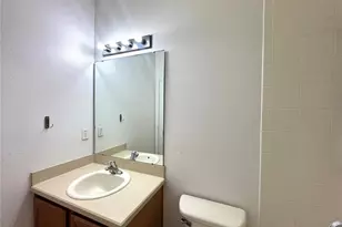 10832 Savannah Wood Dr, Orlando, FL 32832 - Photo 11