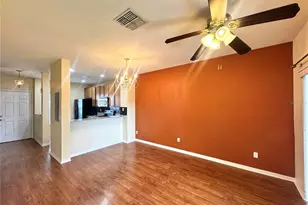 10832 Savannah Wood Dr, Orlando, FL 32832 - Photo 9