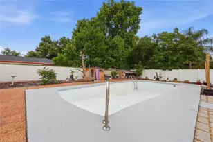 1025 Park Ave, Tavares, FL 32778 - Photo 33