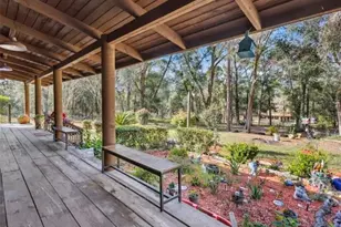 1208 Darcy Rd, Lady Lake, FL 32159 - Photo 3