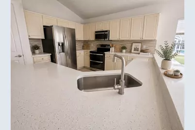 244 Windsor Place, Davenport, FL 33896 - Photo 5