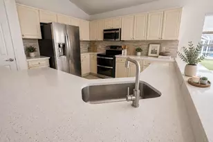 244 Windsor Pl, Davenport, FL 33896 - Photo 5