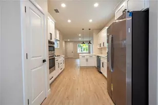 1007 18th St, Orlando, FL 32805 - Photo 15