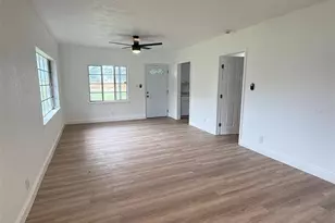 165 E Pomelo St, Groveland, FL 34736 - Photo 3