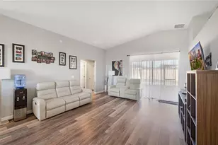 518 Highland Meadows St, Davenport, FL 33837 - Photo 5