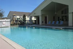 2806 Club Cortile Cir, Kissimmee, FL 34746 - Photo 3
