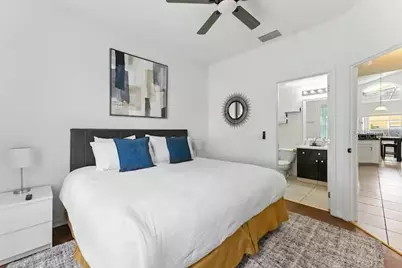 1017 Lake Berkley Dr, Kissimmee, FL 34746 - Photo 11