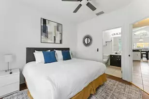 1017 Lake Berkley Dr, Kissimmee, FL 34746 - Photo 11