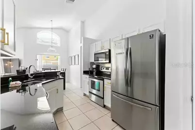 1017 Lake Berkley Dr, Kissimmee, FL 34746 - Photo 5