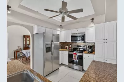 1197 Muscovy Dr, Spring Hill, FL 34608 - Photo 9