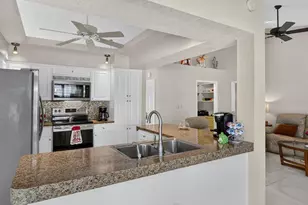 1197 Muscovy Dr, Spring Hill, FL 34608 - Photo 11