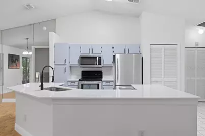 5513 Caurus Court, Orlando, FL 32808 - Photo 9