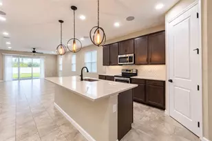 203 Sangmon Ct, Groveland, FL 34736 - Photo 11