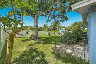 2471 Raymont Dr, Clearwater, FL 33763 - Photo 53
