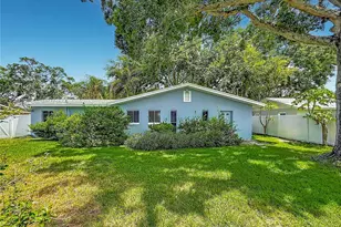 2471 Raymont Dr, Clearwater, FL 33763 - Photo 57