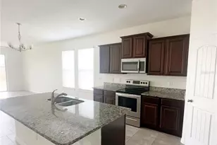 16488 Centipede St, Clermont, FL 34714 - Photo 5
