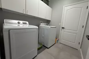 4367 Conroy Club Dr, Orlando, FL 32835 - Photo 23