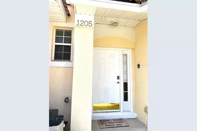 1205 S Beach Circle, Kissimmee, FL 34746 - Photo 3