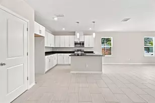 809 S Locust Ave, Sanford, FL 32771 - Photo 5
