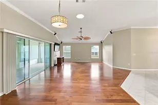 1304 De La Garza Pl, The Villages, FL 32162 - Photo 9