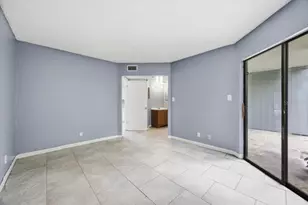 2628 Lemon Tree Ln, Orlando, FL 32839 - Photo 9