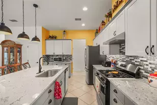 1667 Key Bay Trail, Kissimmee, FL 34747 - Photo 9