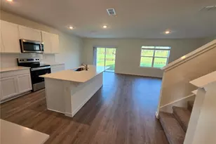 1013 Champion Ridge Dr, Daytona Beach, FL 32124 - Photo 9