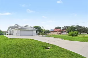 1187 Desmond St, Port Charlotte, FL 33952 - Photo 3