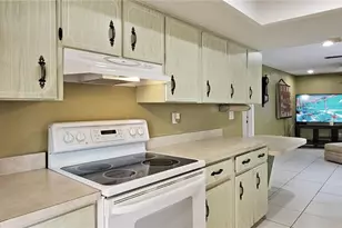 1371 S Prairie Cir, Deltona, FL 32725 - Photo 11