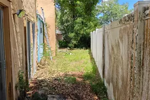 1024 Avon Ave, Lakeland, FL 33801 - Photo 5