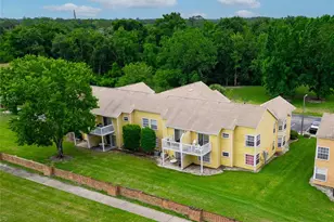 2440 Sweetwater Club Cir, Kissimmee, FL 34746 - Photo 17