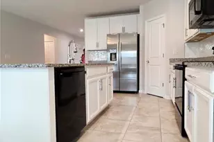 4417 Silver Creek St, Kissimmee, FL 34744 - Photo 15