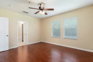 9866 Tivoli Villa Dr, Orlando, FL 32829 - Photo 15