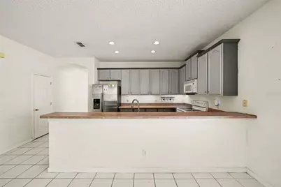 8257 Baywood Vista Drive, Orlando, FL 32810 - Photo 15