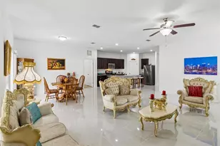 1025 Margot Ln, Lake Wales, FL 33853 - Photo 5