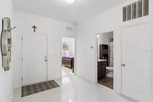 1025 Margot Ln, Lake Wales, FL 33853 - Photo 11