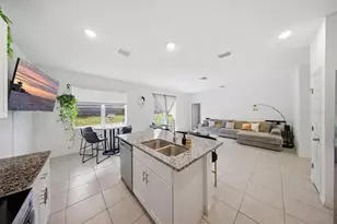 788 Richmond Est Ave, Haines City, FL 33844 - Photo 9
