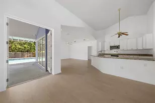 14325 Lake Price Dr, Orlando, FL 32826 - Photo 13