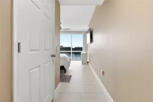 322 E Central Blvd, Orlando, FL 32801 - Photo 17