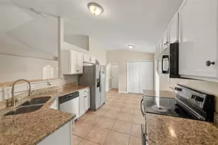 2208 Nicollett Way, Leesburg, FL 34748 - Photo 9
