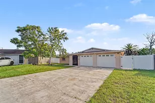 5751 Dolores Dr, Holiday, FL 34690 - Photo 1