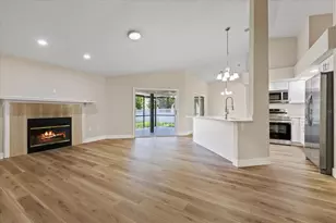 120 Fountain Ct, Spring Hill, FL 34606 - Photo 11
