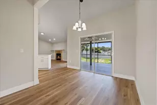 120 Fountain Ct, Spring Hill, FL 34606 - Photo 21