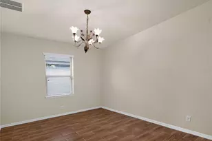 2130 Landside Dr, Valrico, FL 33594 - Photo 9