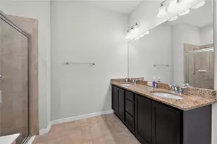 2130 Landside Dr, Valrico, FL 33594 - Photo 23