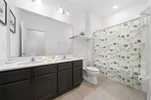 2532 Shanti Dr, Kissimmee, FL 34746 - Photo 41