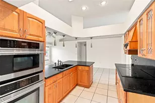 934 Pine Walk Ct NE, Palm Bay, FL 32905 - Photo 5